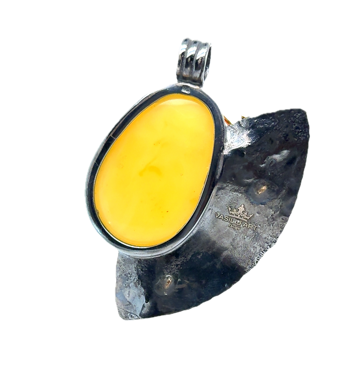 Black Rhodium & Gold Plated Silver Baltic Amber Pendant