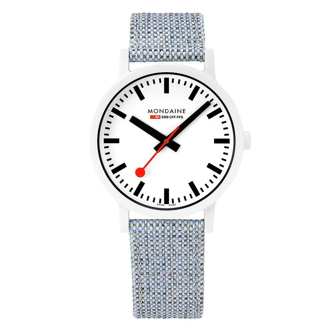 Mondaine Official Swiss Railways essence